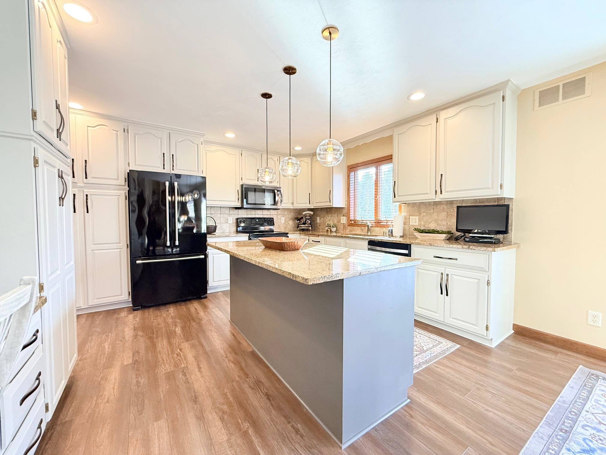 105 Oak Springs Circle