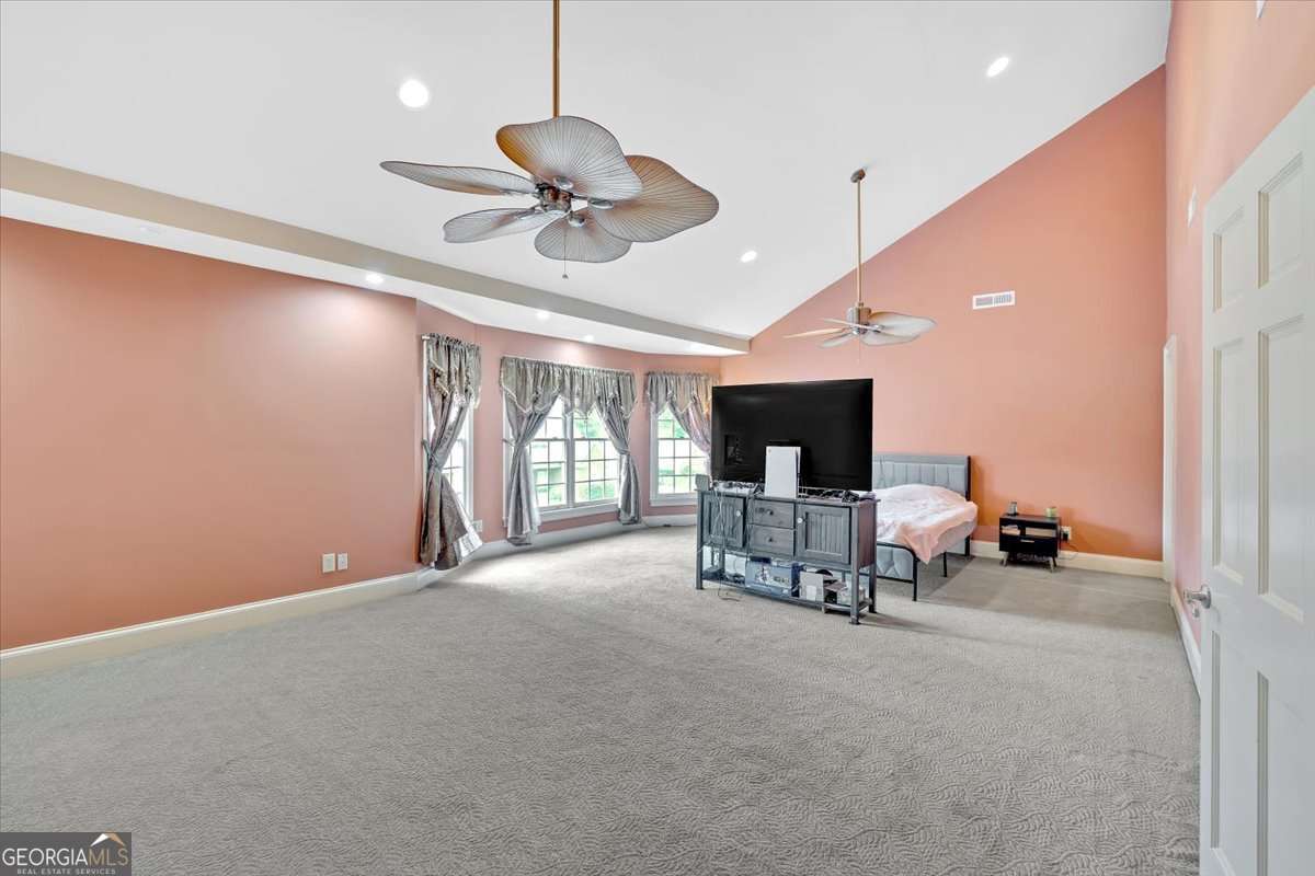 2 Stonebrook Drive SW