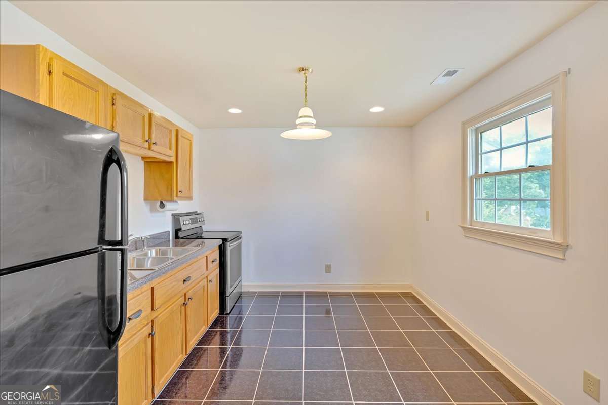 2 Stonebrook Drive SW