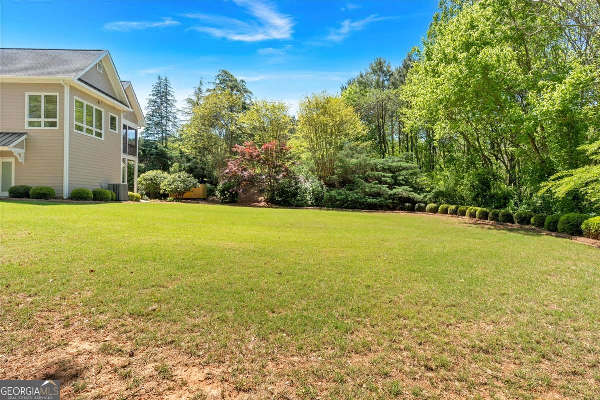 226 Maplecrest Lane SE