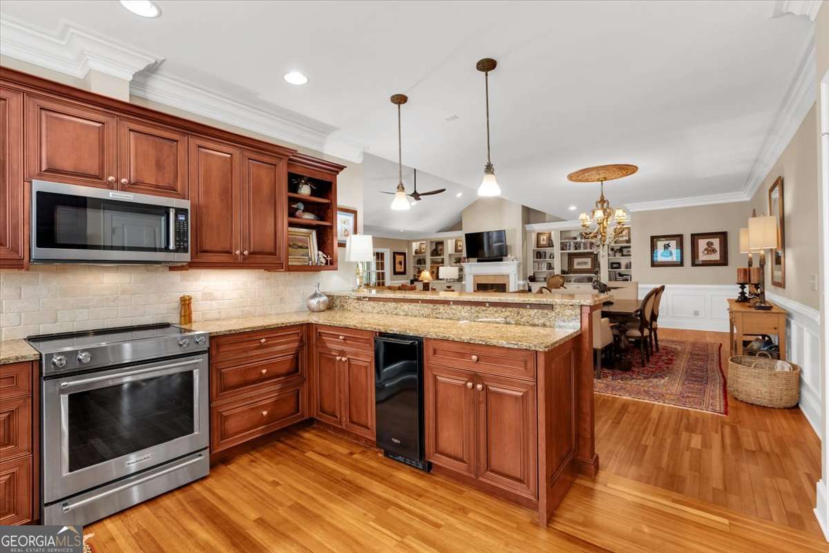 226 Maplecrest Lane SE