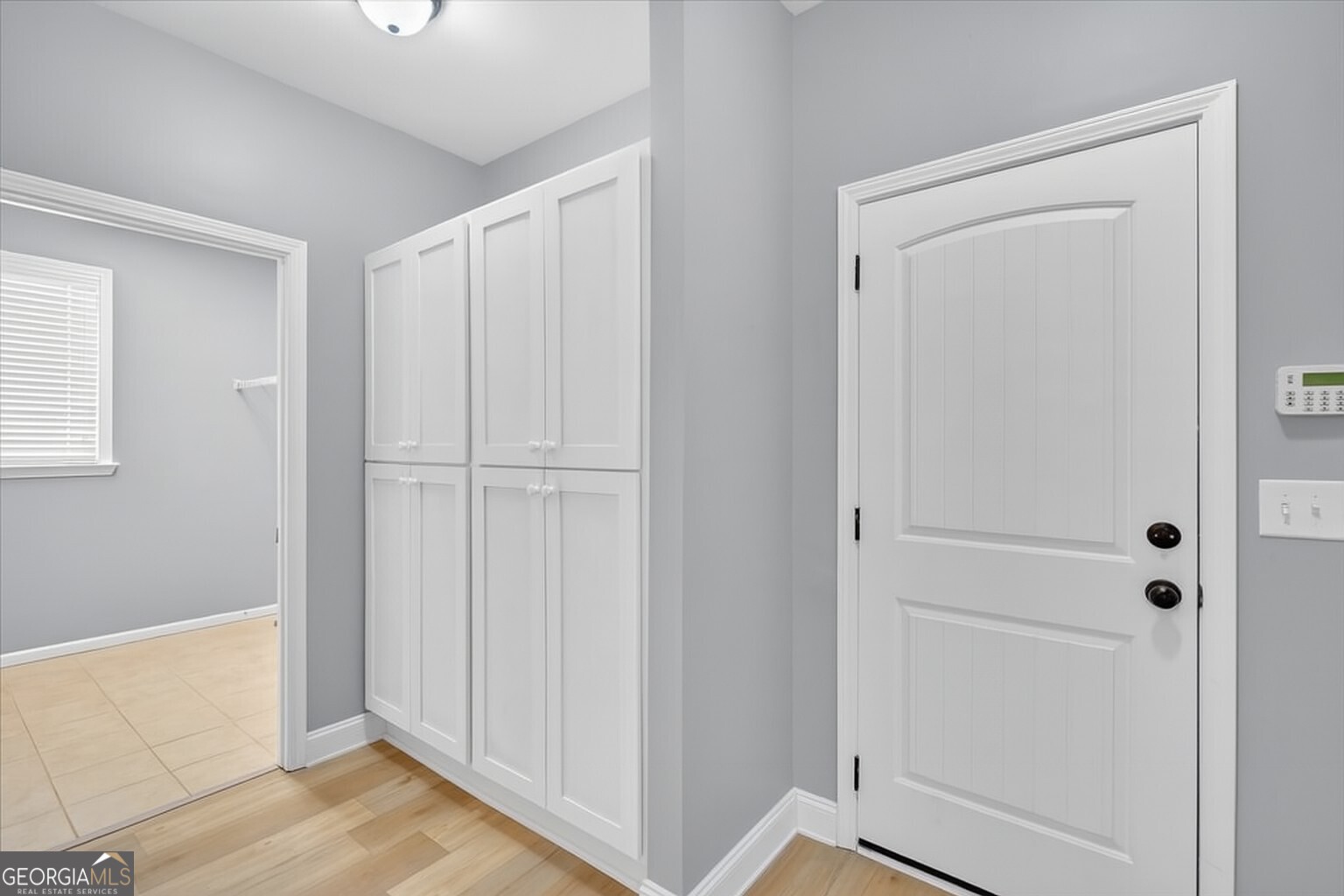125 Thornwood Drive SW
