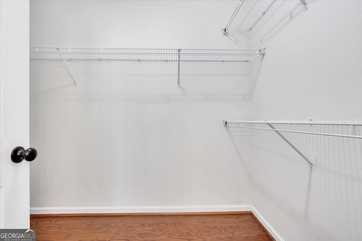 125 Thornwood Drive SW