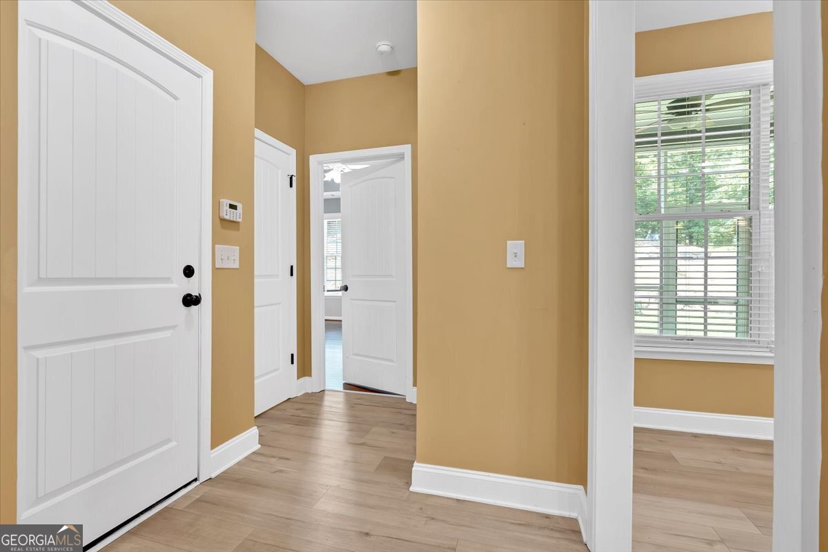 125 Thornwood Drive SW