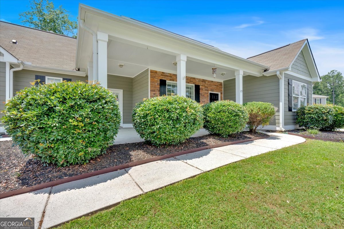 125 Thornwood Drive SW