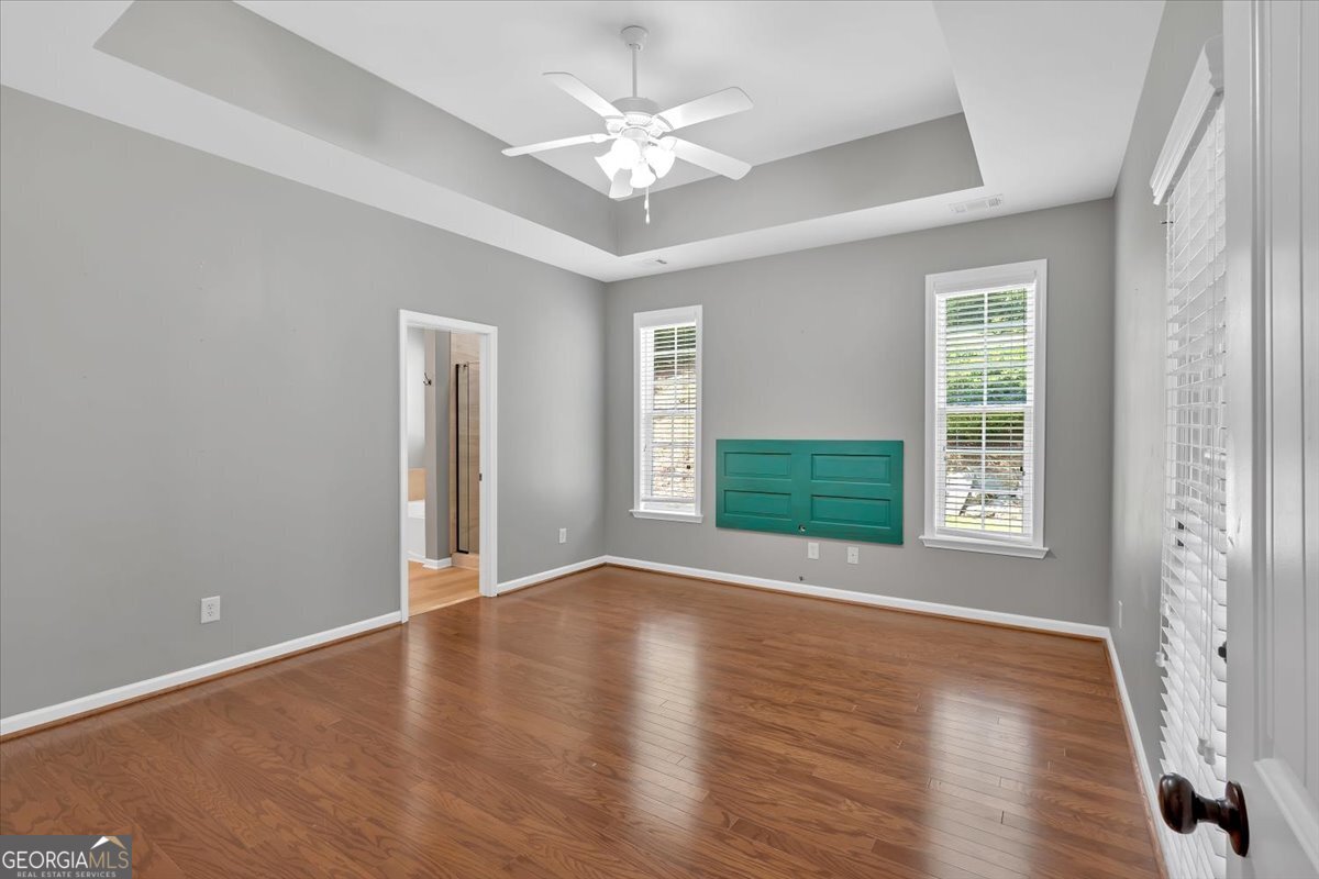 125 Thornwood Drive SW