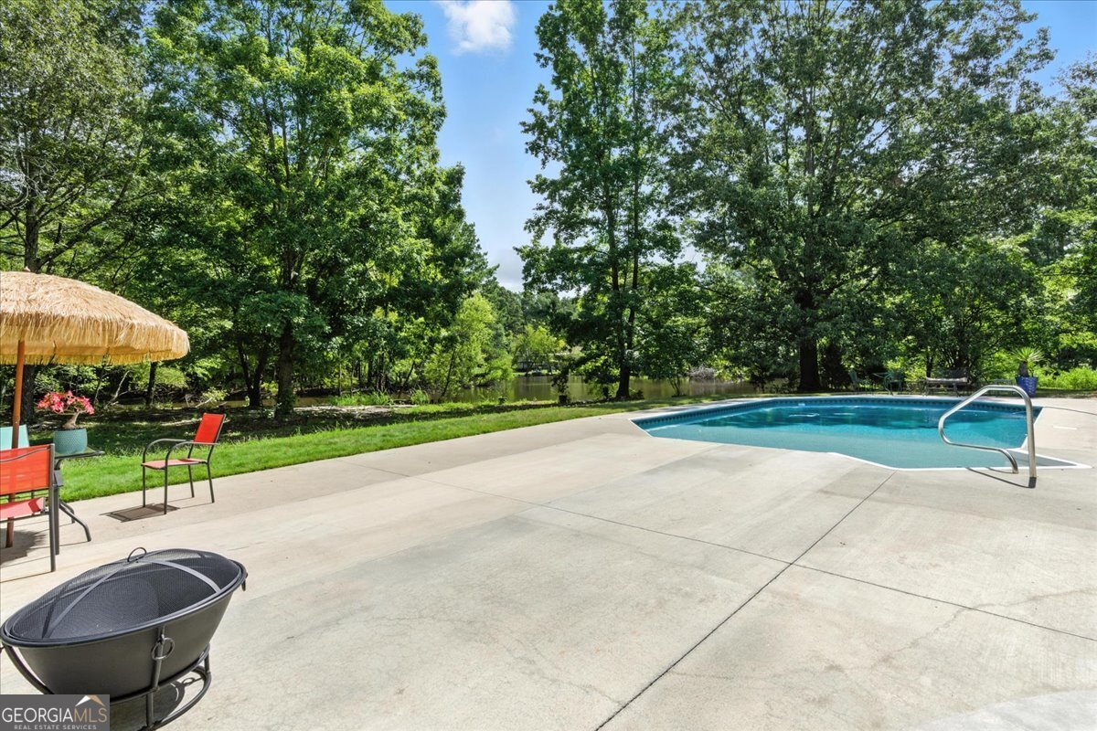 134 Salem Drive NW