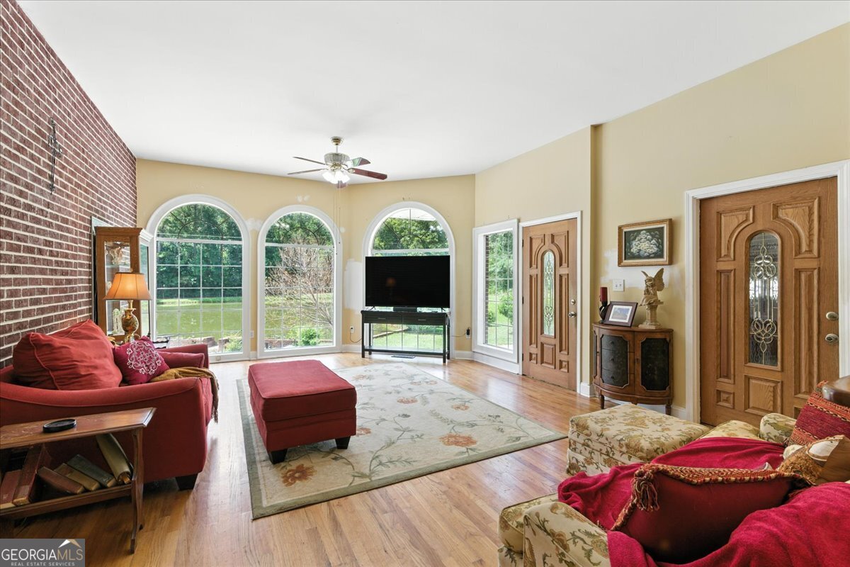 134 Salem Drive NW