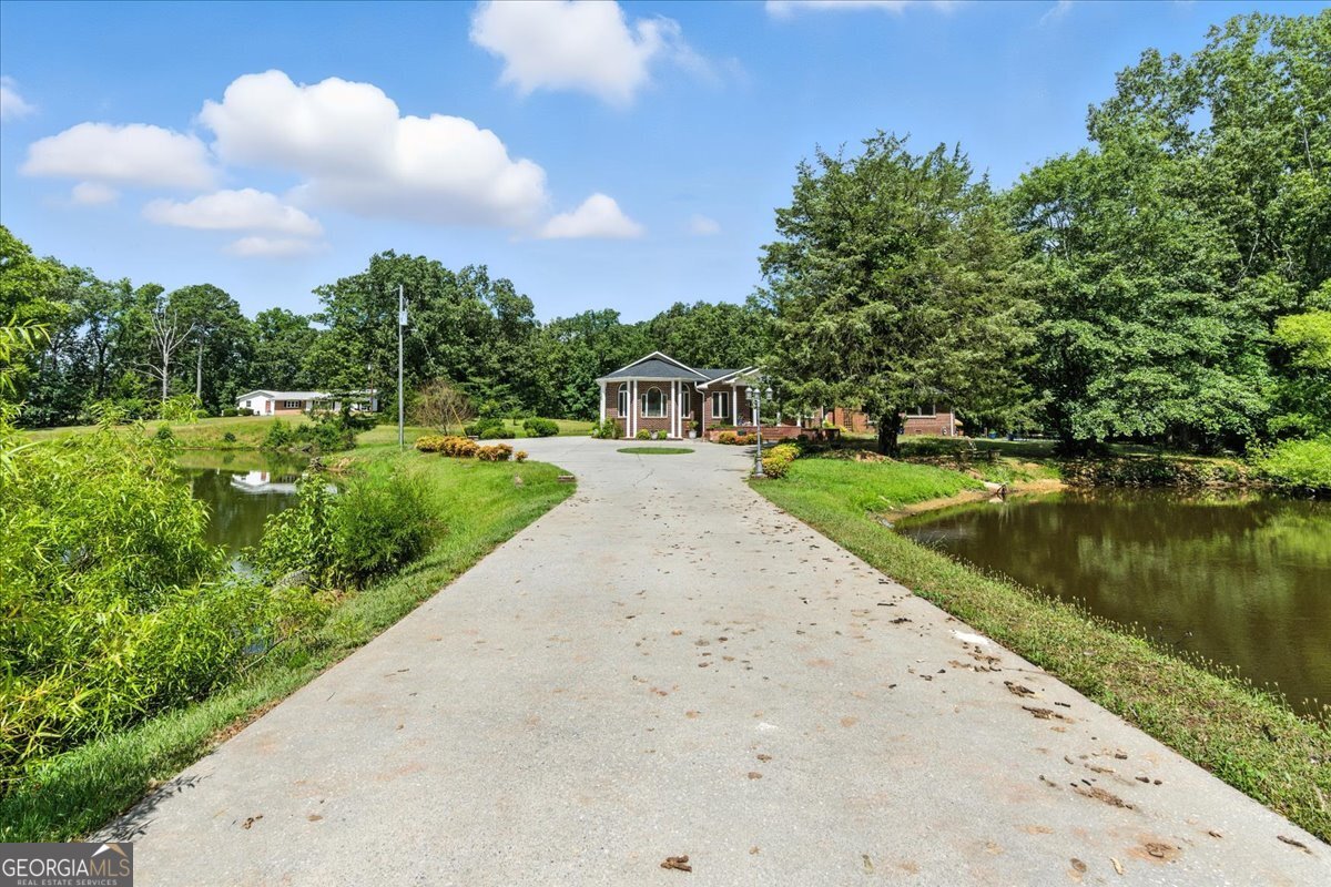 134 Salem Drive NW