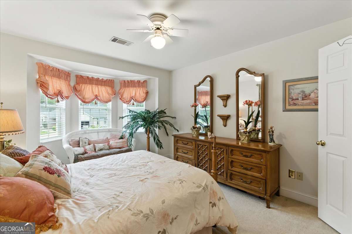 3 Belmont Court SE