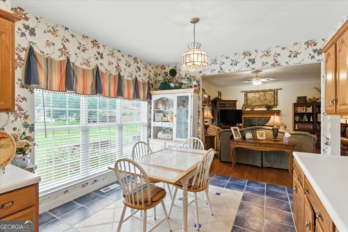 3 Belmont Court SE