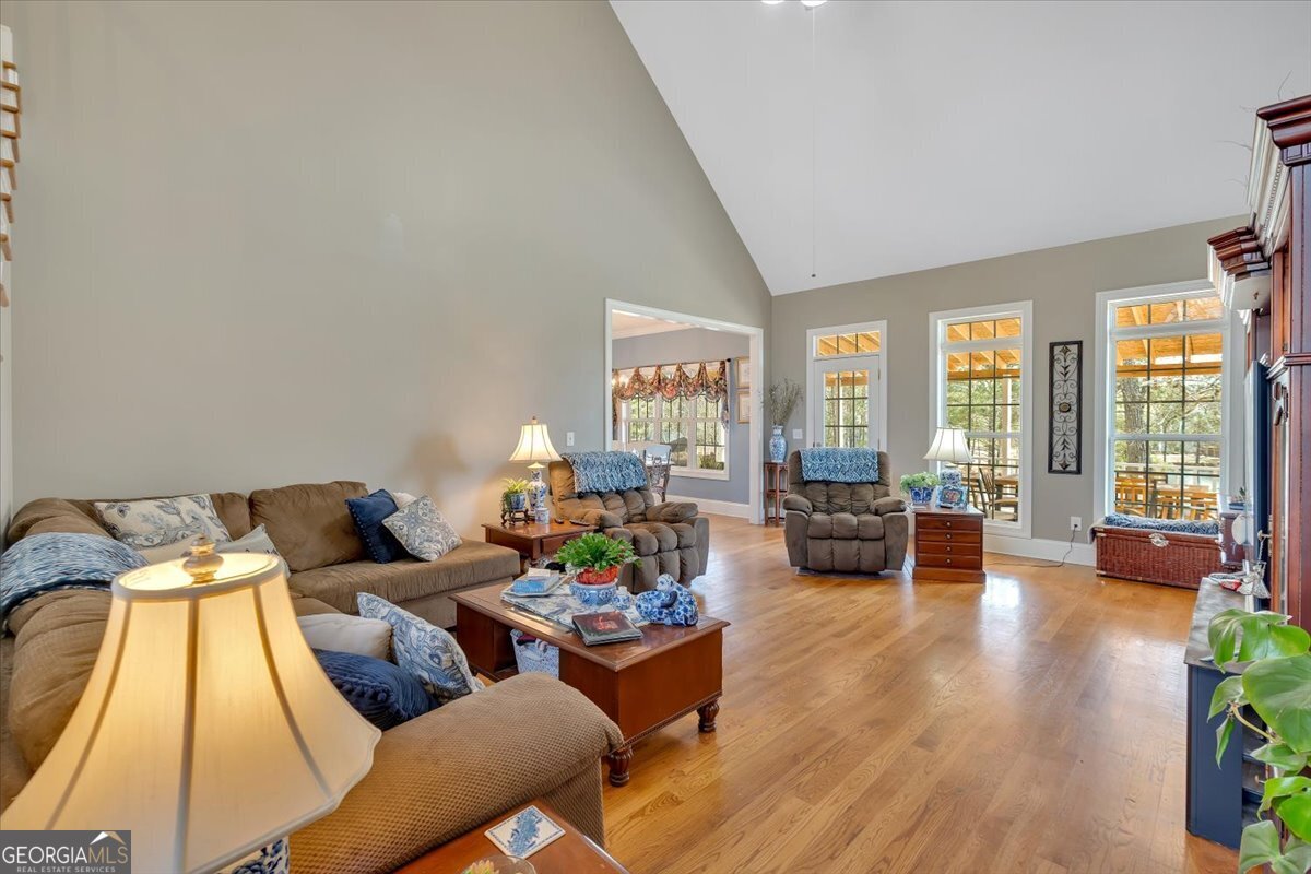 16 Quarter Horse Drive NW