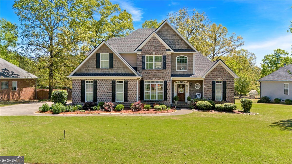 16 Quarter Horse Drive NW