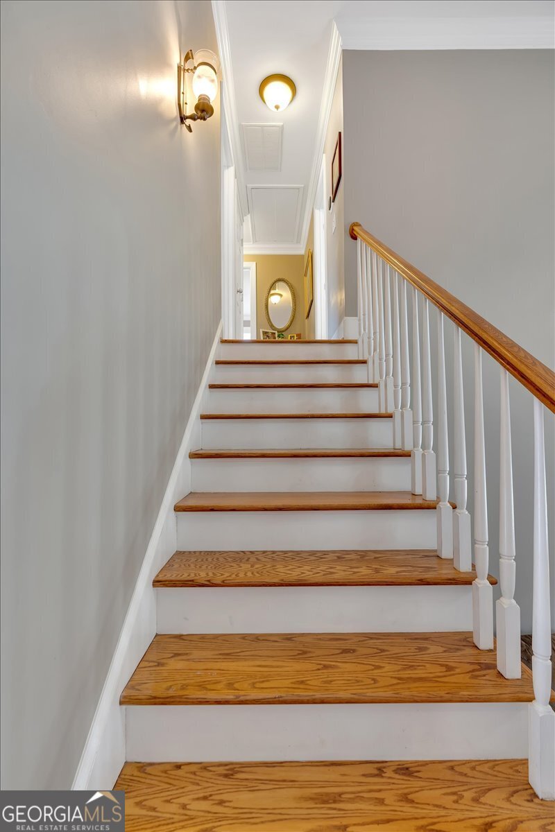 16 Quarter Horse Drive NW