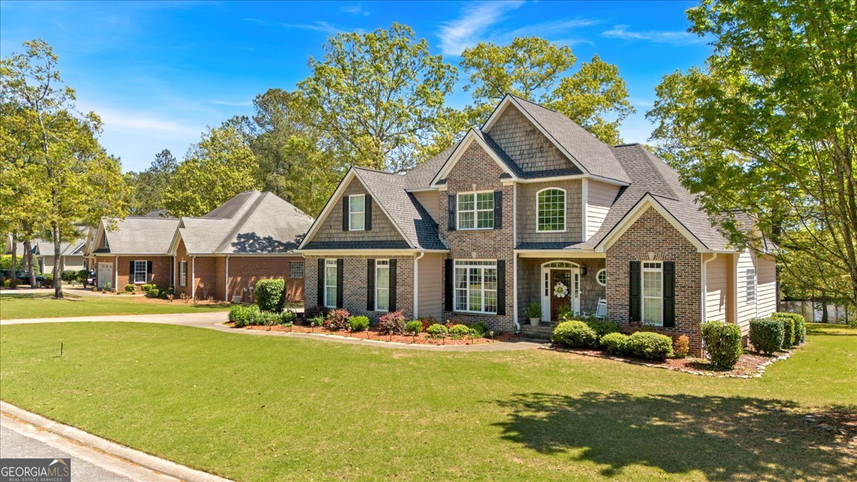 16 Quarter Horse Drive NW