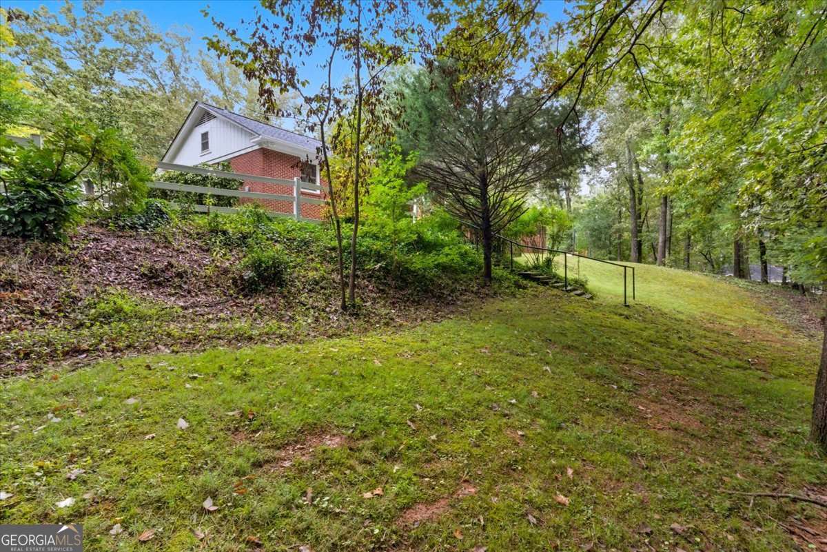 28 Crestwood Drive SW