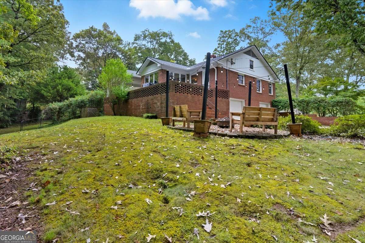 28 Crestwood Drive SW