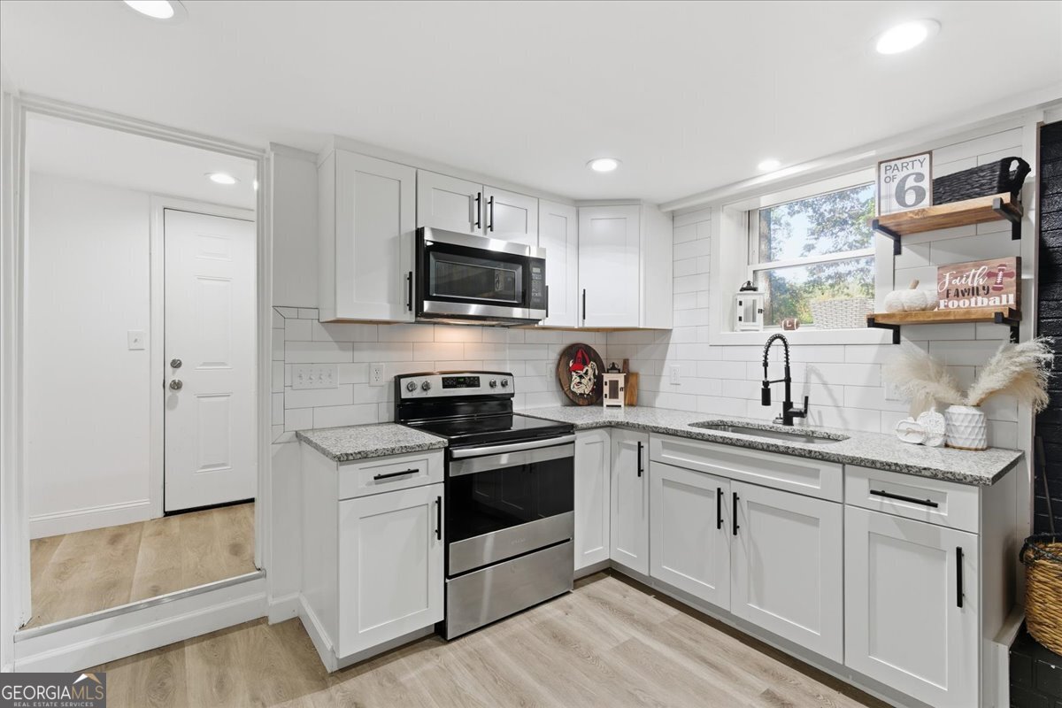 7 Thrushwood Road NE