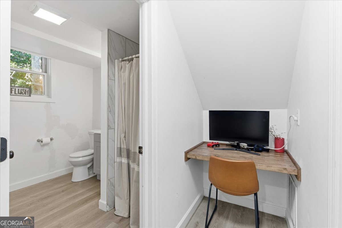 7 Thrushwood Road NE