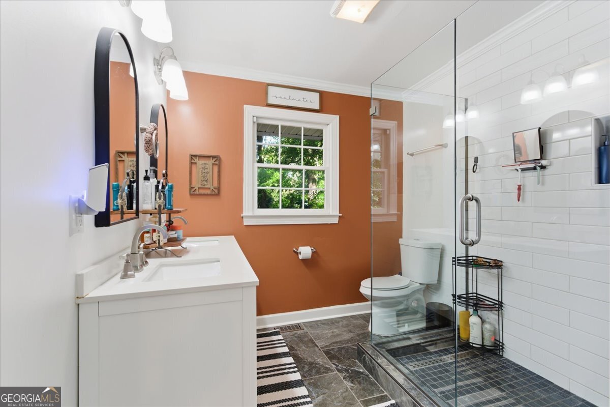 7 Thrushwood Road NE