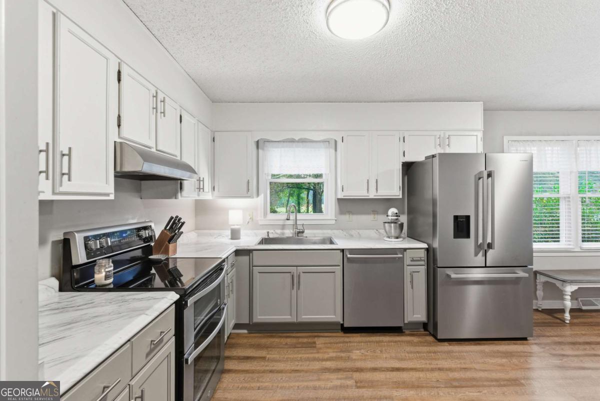 1024 New Rosedale Road NE