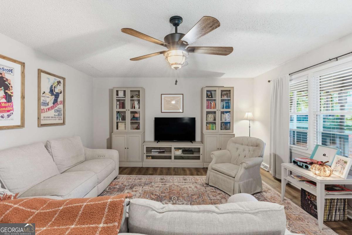 1024 New Rosedale Road NE