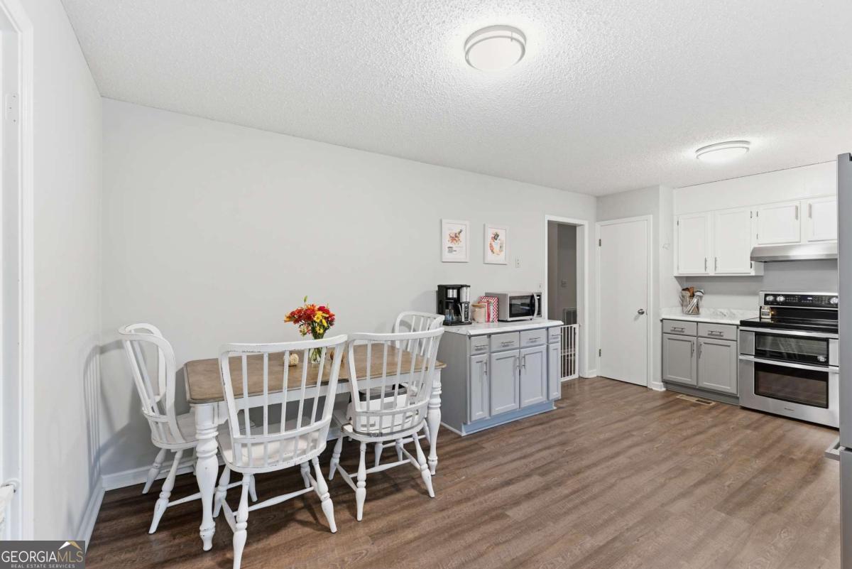 1024 New Rosedale Road NE