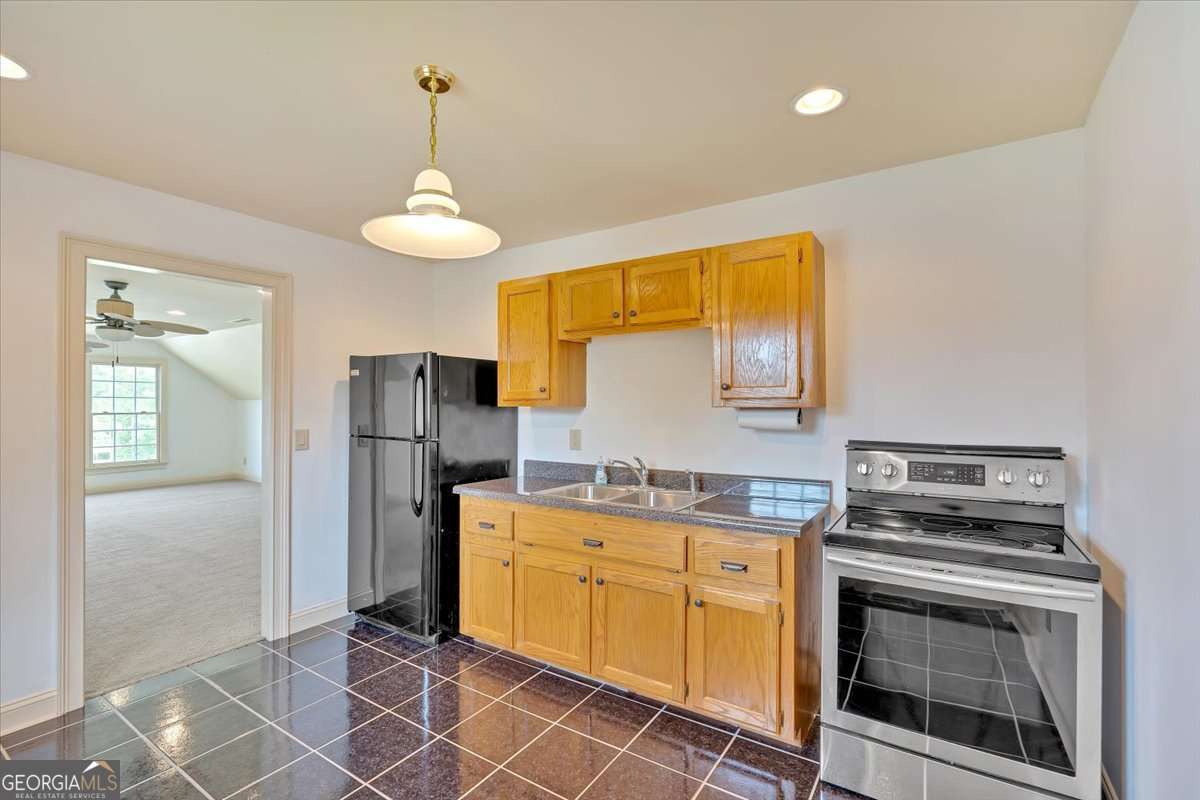 2 Stonebrook Drive SW