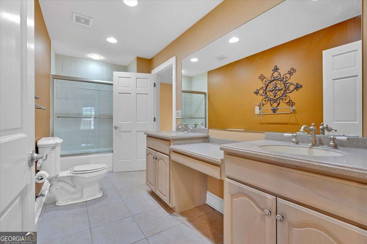 2 Stonebrook Drive SW