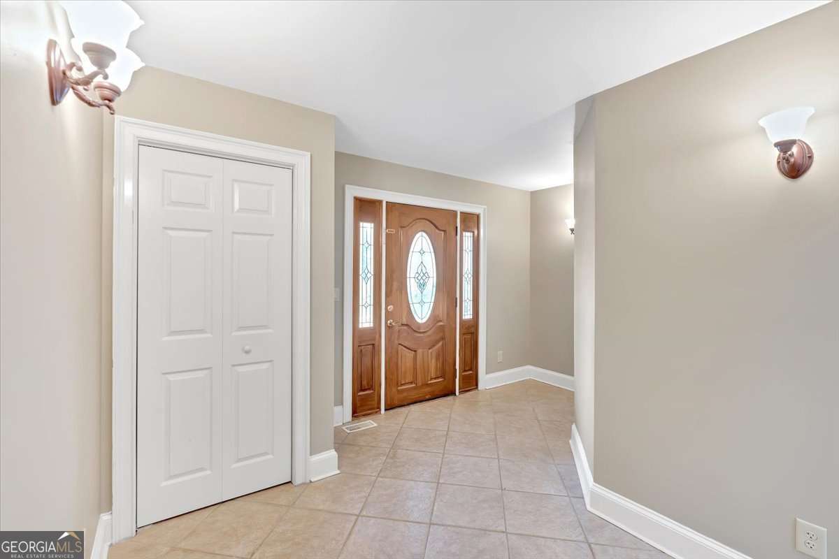 2 Stonebrook Drive SW