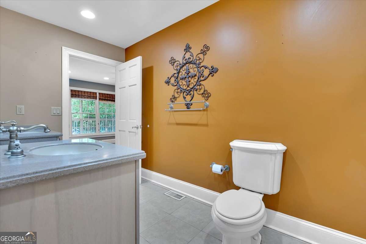 2 Stonebrook Drive SW