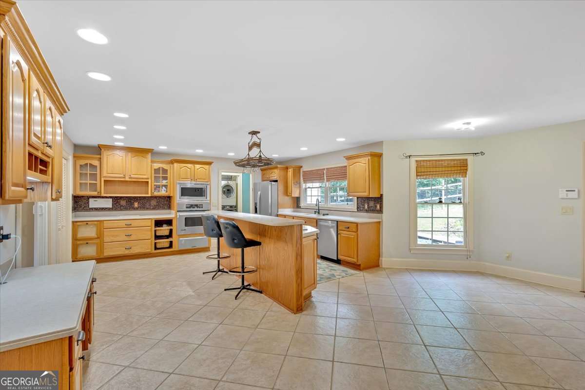 2 Stonebrook Drive SW