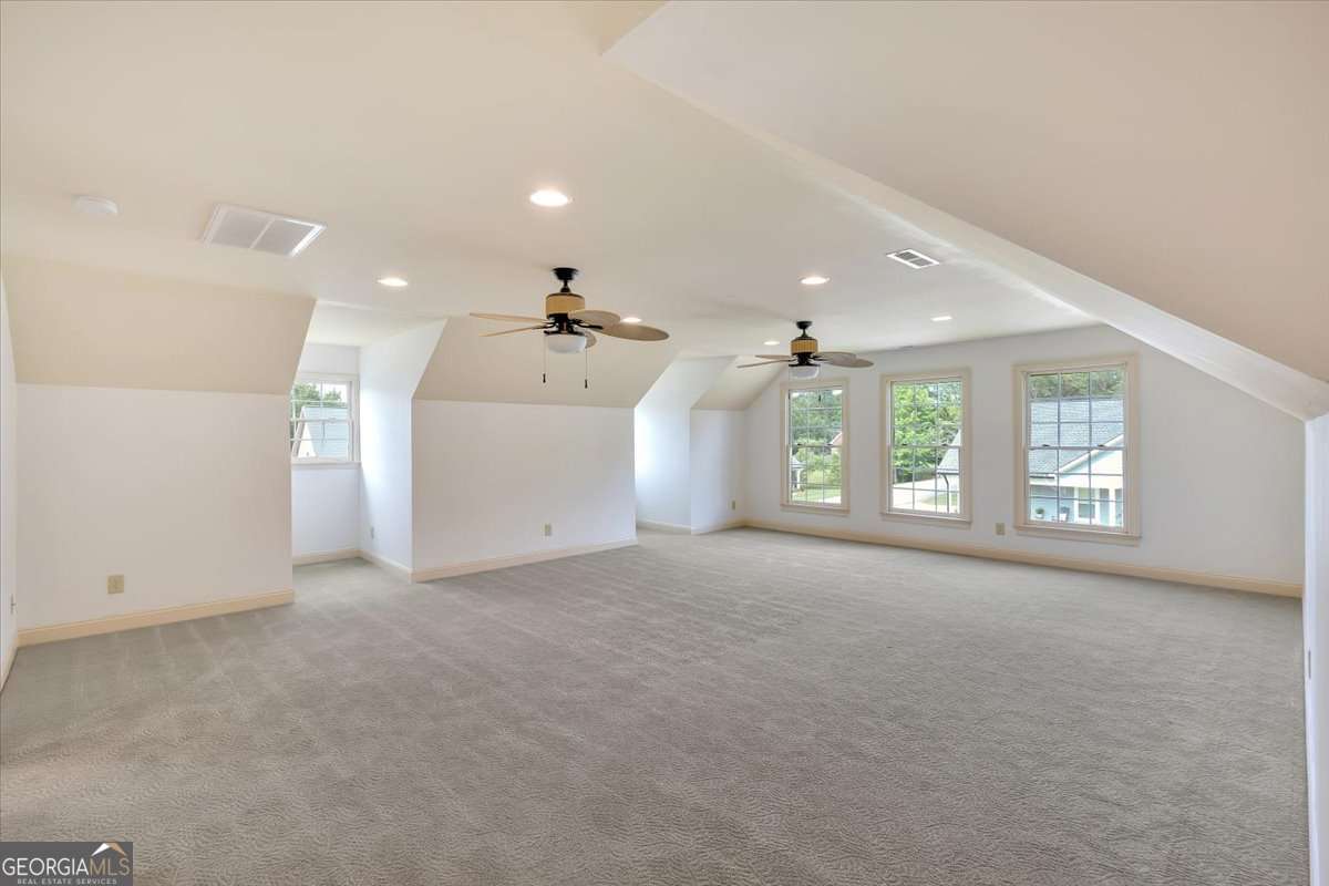 2 Stonebrook Drive SW