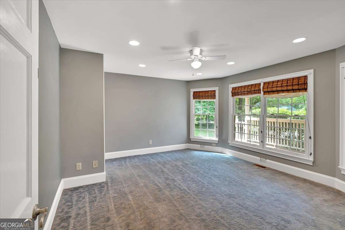 2 Stonebrook Drive SW