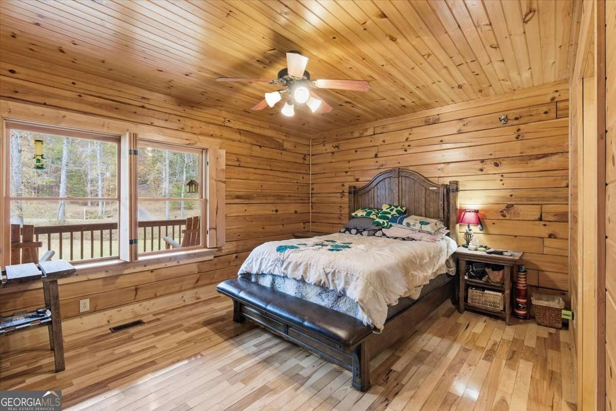 374 Folsom Glade Road