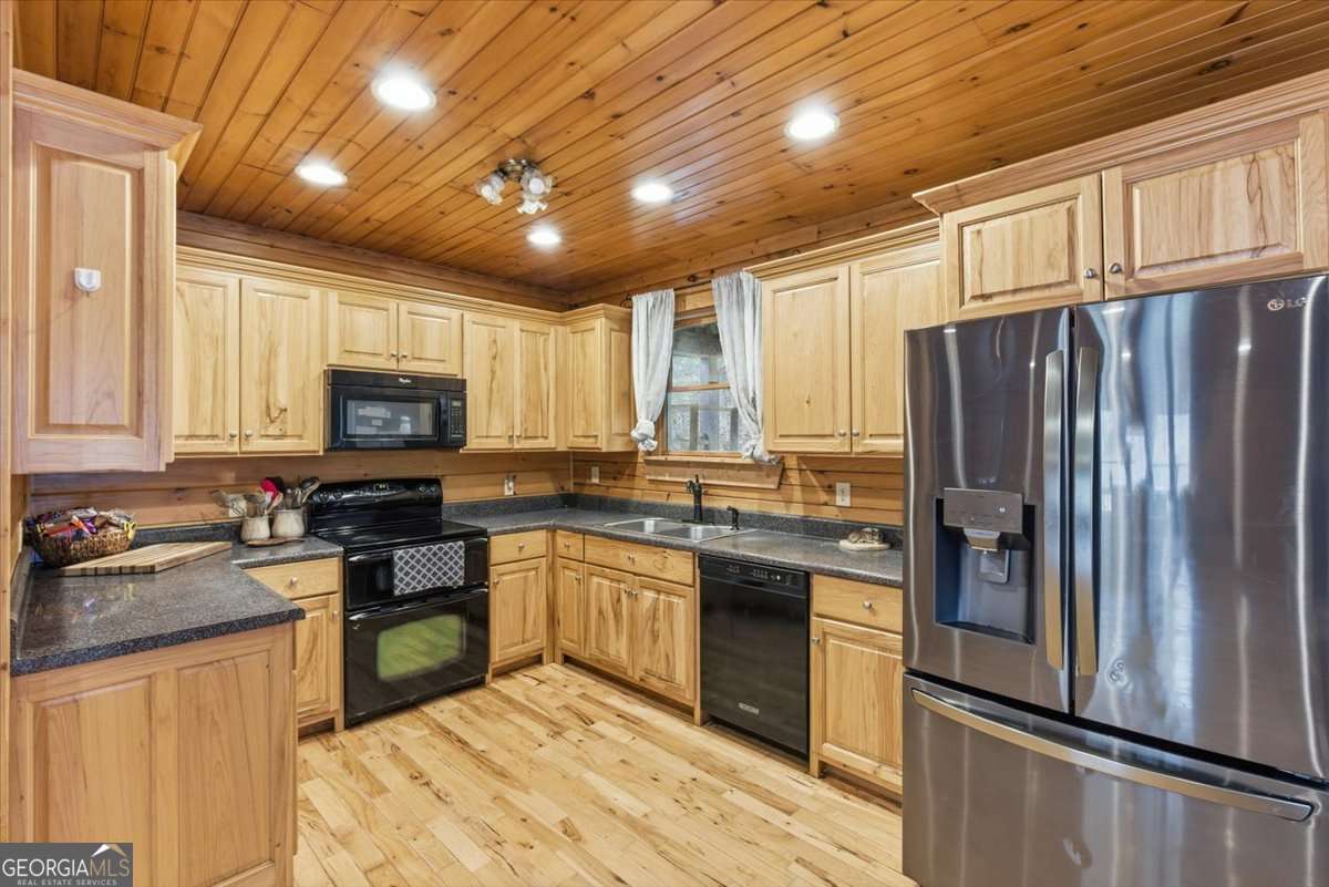 374 Folsom Glade Road