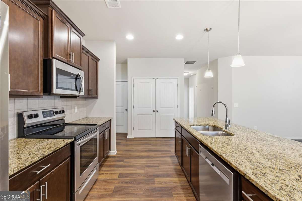 23 Berryrun Drive SW