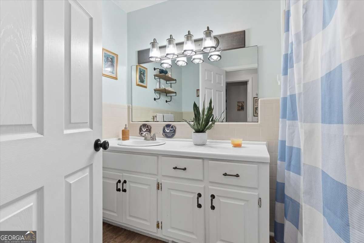 4682 Rockmart Road SE