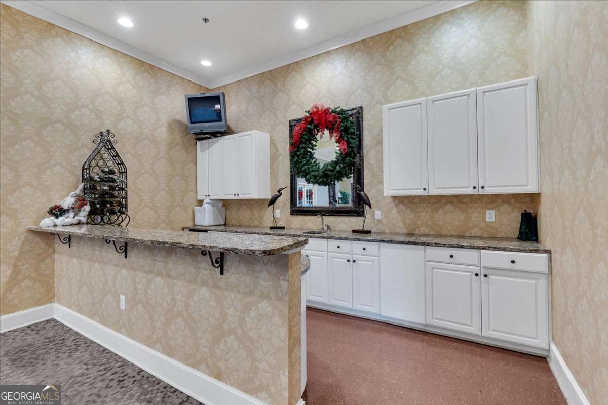 3309 Village Boulevard SE