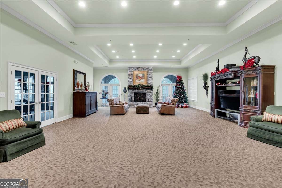 3309 Village Boulevard SE