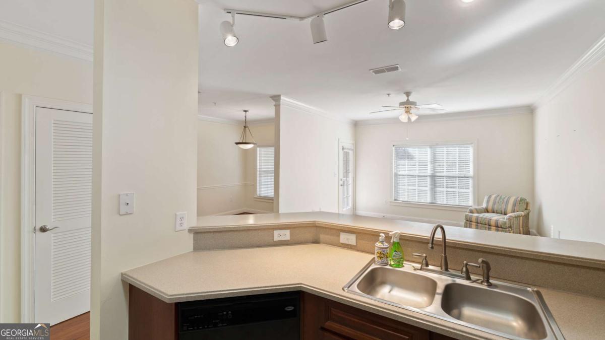 3309 Village Boulevard SE