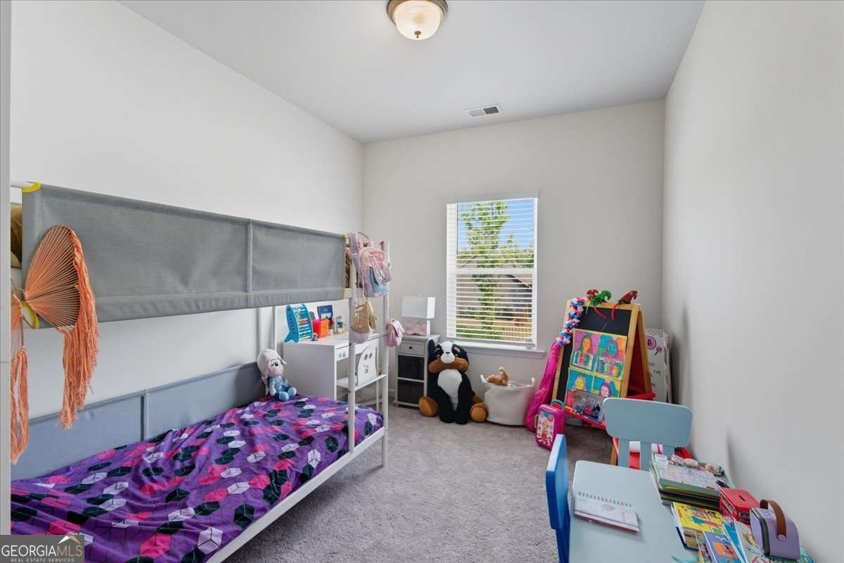 12 Majestic Oaks Way NE