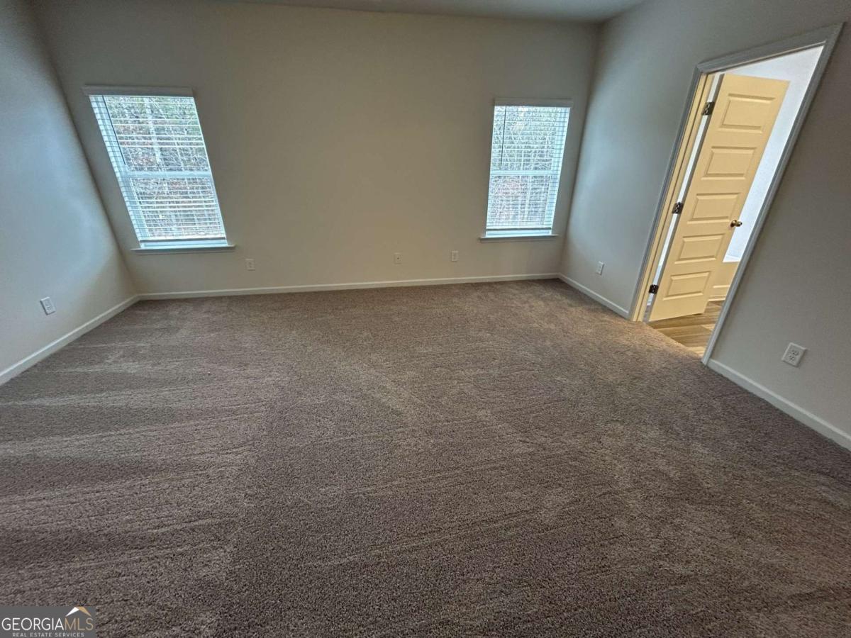 23 Whistling Oaks Drive