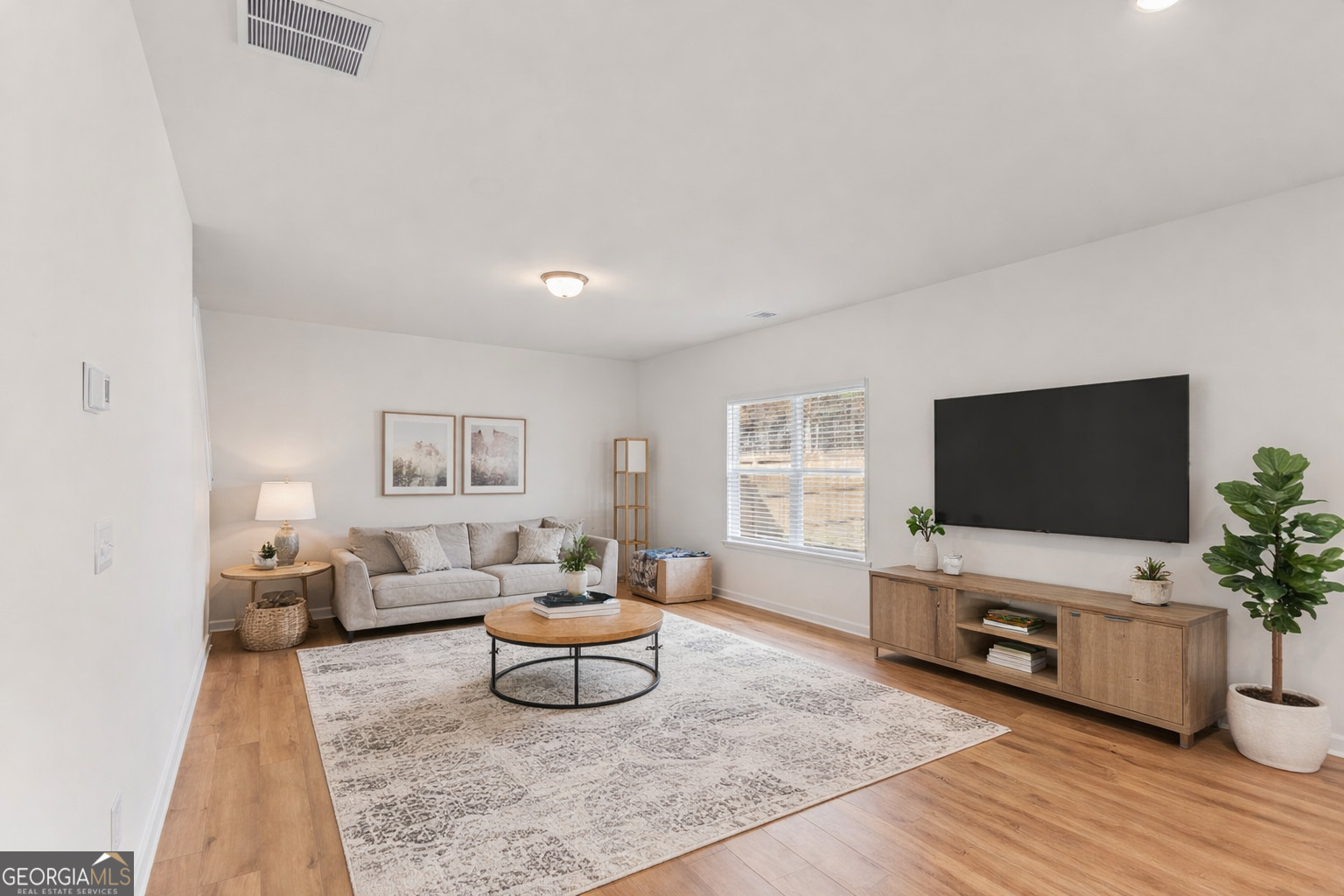 23 Whistling Oaks Drive