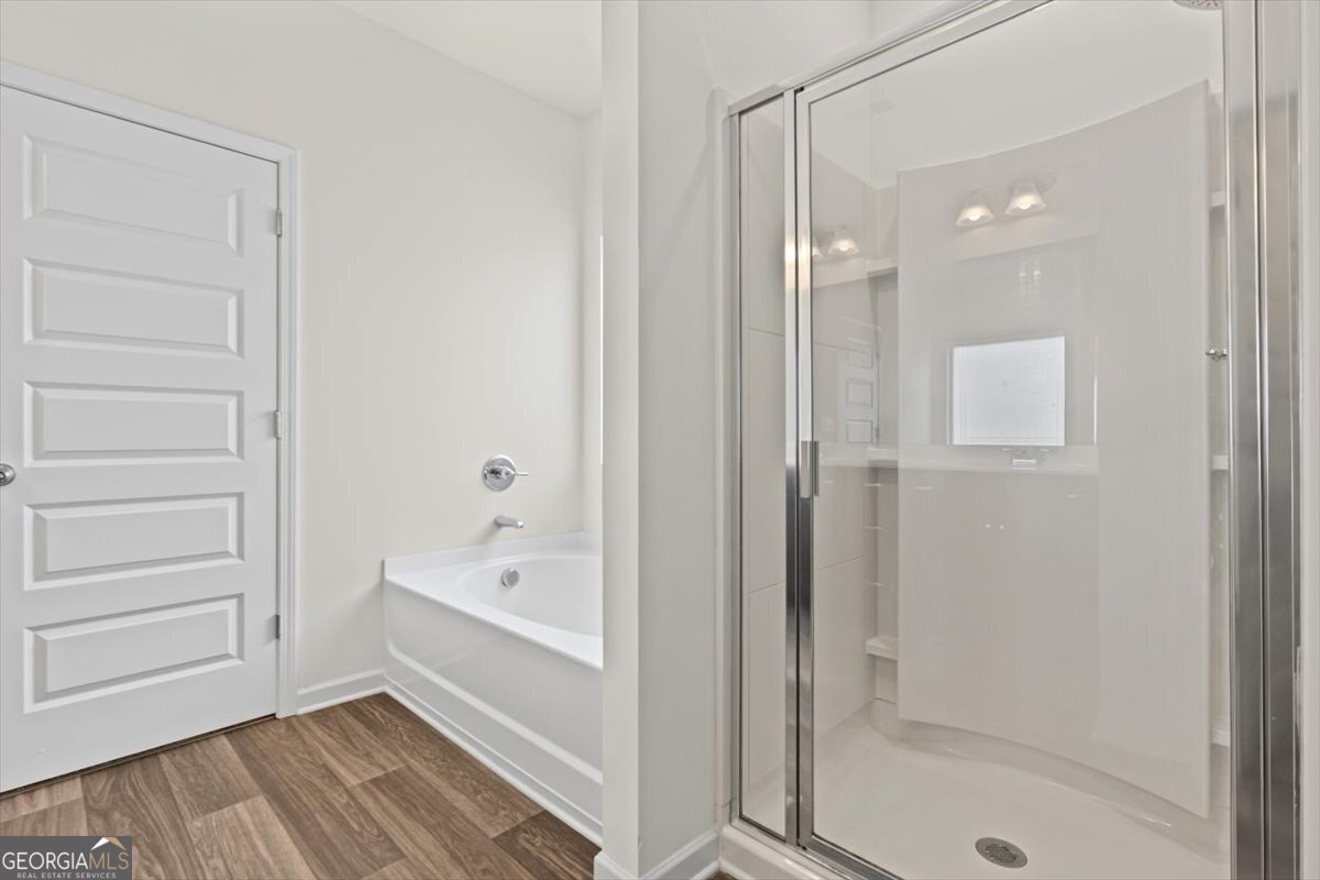 23 Whistling Oaks Drive