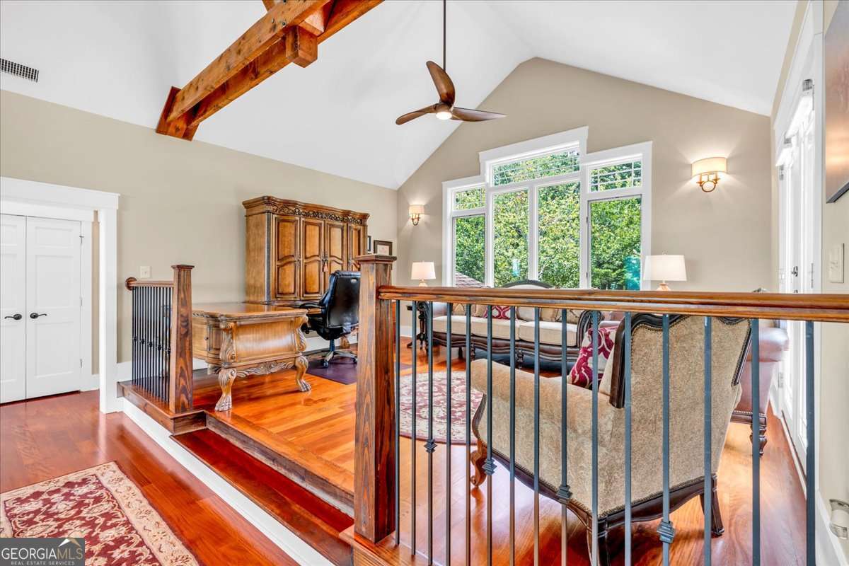 52 Waterside Drive SE