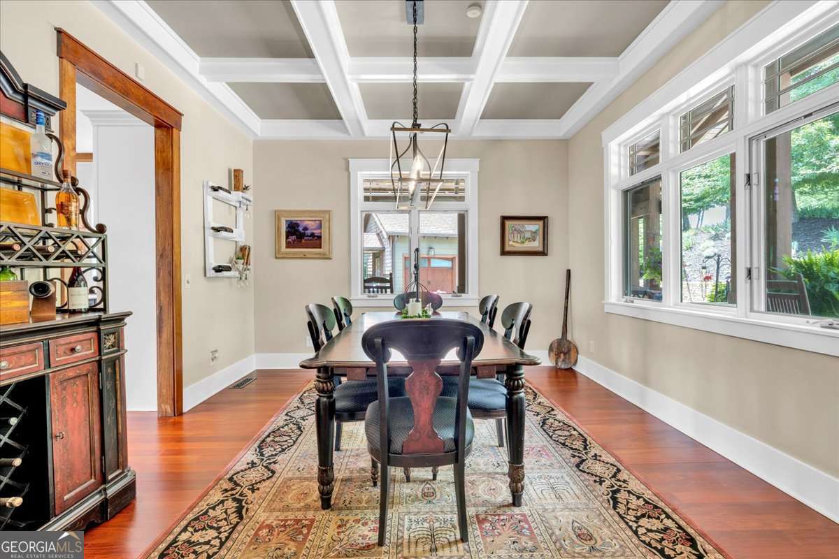 52 Waterside Drive SE