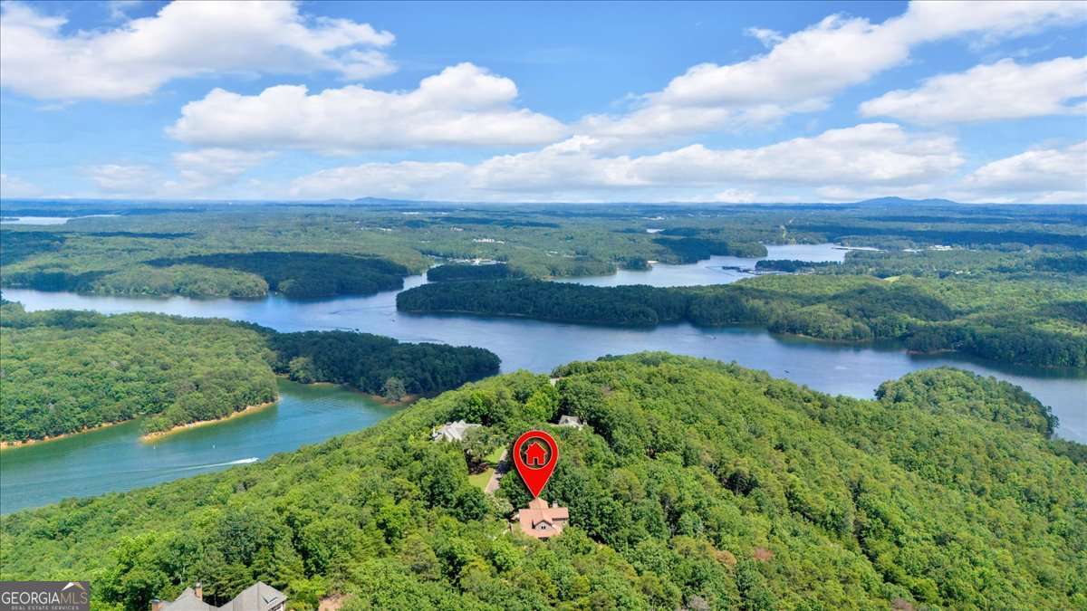 52 Waterside Drive SE