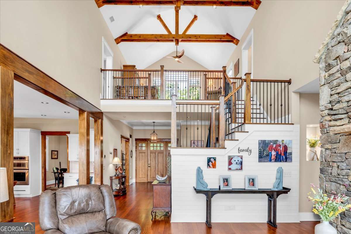 52 Waterside Drive SE