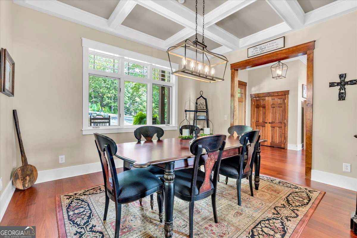 52 Waterside Drive SE